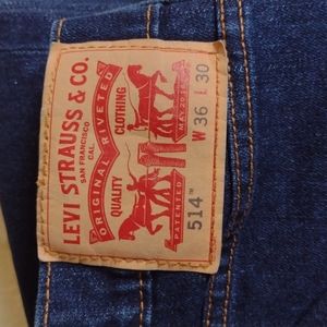 36 x 30 BNWOT Levi Strauss